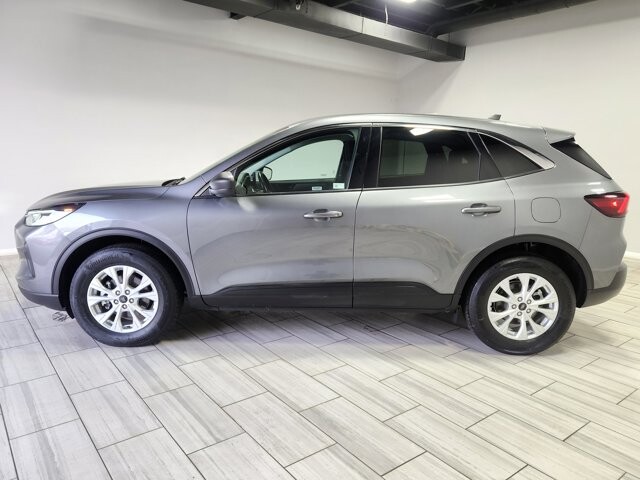 2024 Ford Escape in Cinnaminson, NJ 08077 - 18103835 2