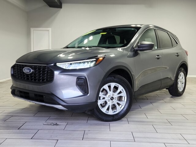 2024 Ford Escape in Cinnaminson, NJ 08077 - 18103835