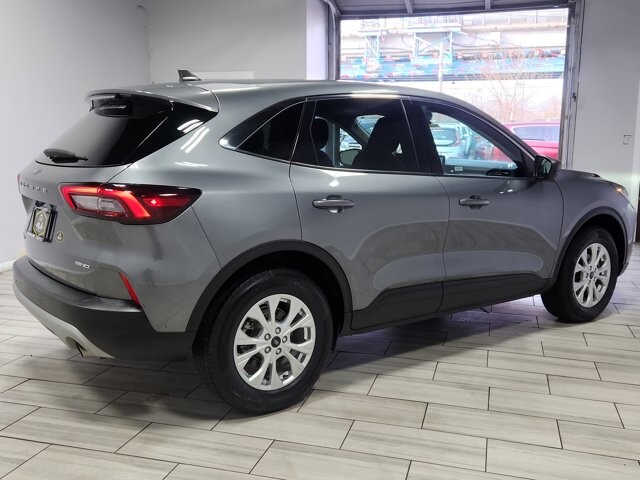 2024 Ford Escape in Cinnaminson, NJ 08077 - 18103835 5