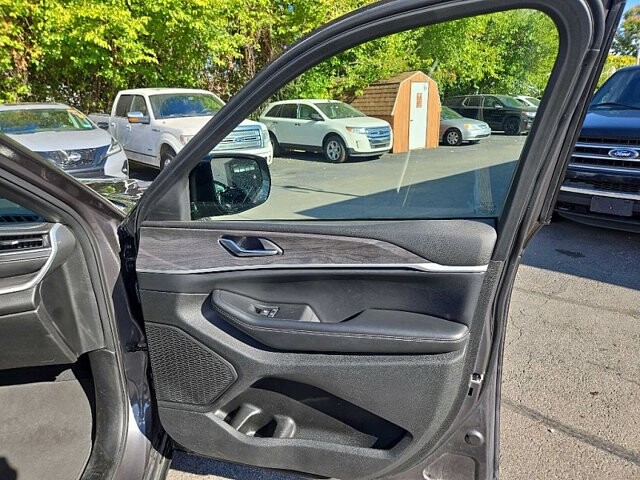 2024 Jeep Grand Cherokee L in Oregon, OH 43616 - 18103837 18