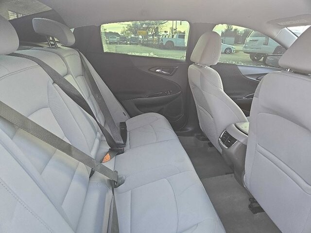 2024 Chevrolet Malibu in Oregon, OH 43616 - 18103839 9