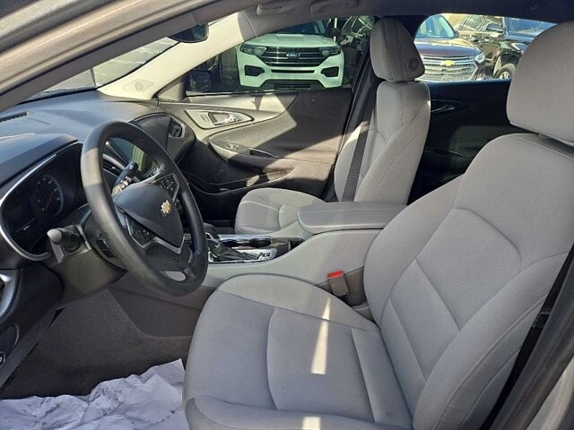 2024 Chevrolet Malibu in Oregon, OH 43616 - 18103839 6