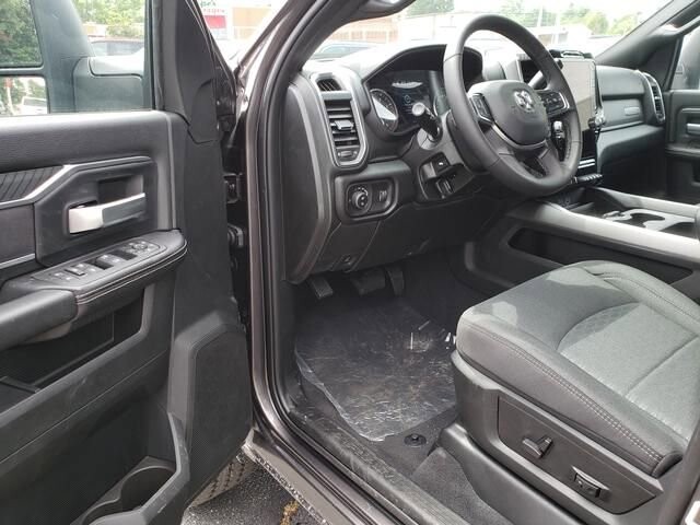 2025 RAM 2500 in Bedford, OH 44146 - 18103840 6