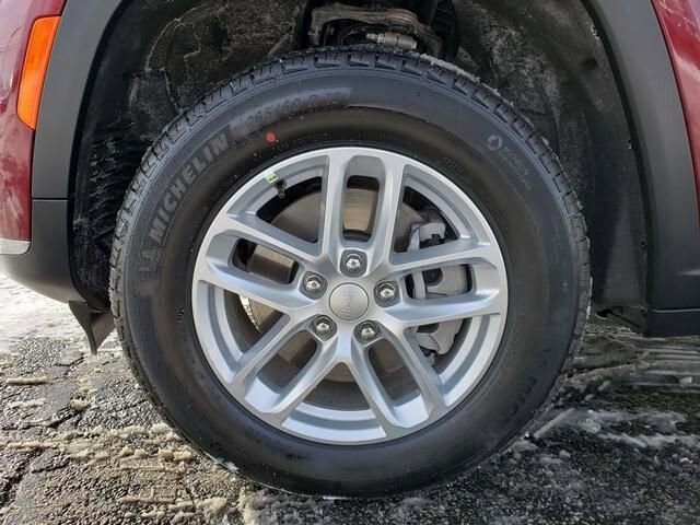 2025 Jeep Grand Cherokee L in Bedford, OH 44146 - 18103841 12