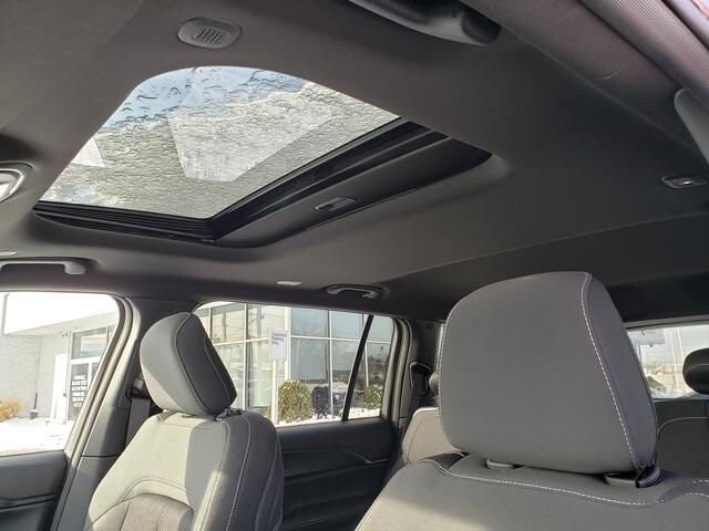 2025 Jeep Grand Cherokee L in Bedford, OH 44146 - 18103841 7