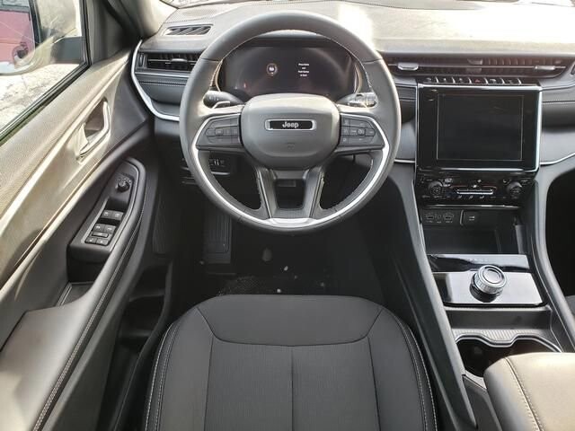 2025 Jeep Grand Cherokee L in Bedford, OH 44146 - 18103841 10