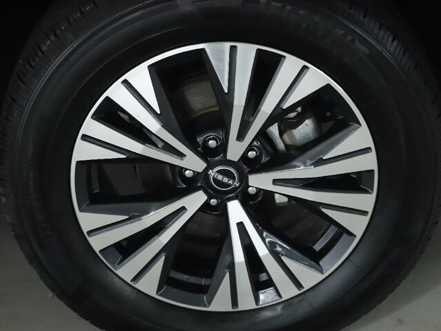 2023 Nissan Rogue in Bedford, OH 44146 - 18103843 10