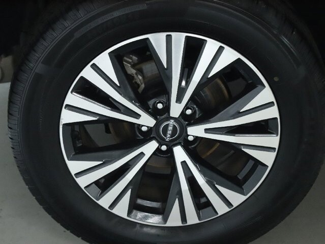 2023 Nissan Rogue in Bedford, OH 44146 - 18103843 12