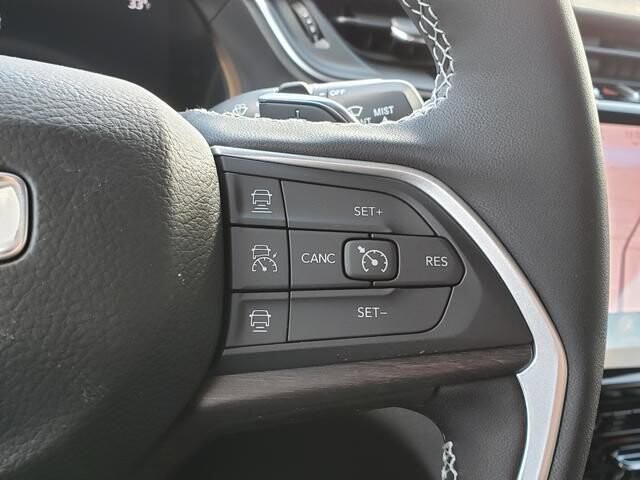 2025 Jeep Grand Cherokee L in Bedford, OH 44146 - 18103847 10