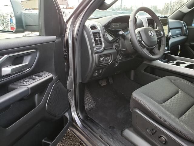 2026 RAM 1500 in Bedford, OH 44146 - 18103848 6