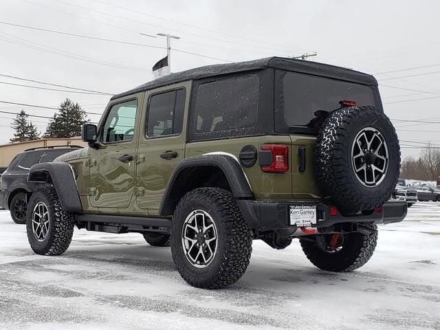 2026 Jeep Wrangler in Bedford, OH 44146 - 18103851 3