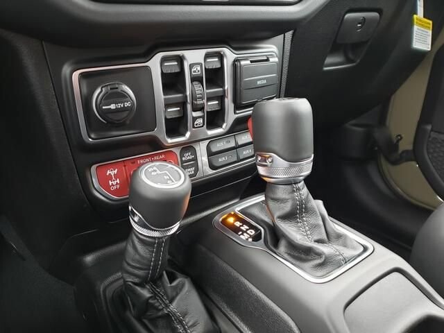 2026 Jeep Wrangler in Bedford, OH 44146 - 18103851 11