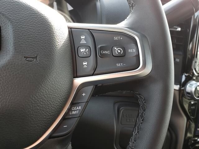 2026 RAM 2500 in Bedford, OH 44146 - 18103853 10