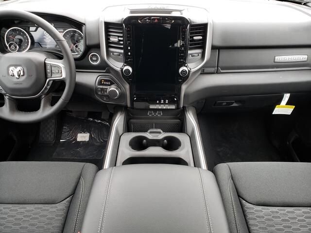 2026 RAM 1500 in Bedford, OH 44146 - 18103856 8