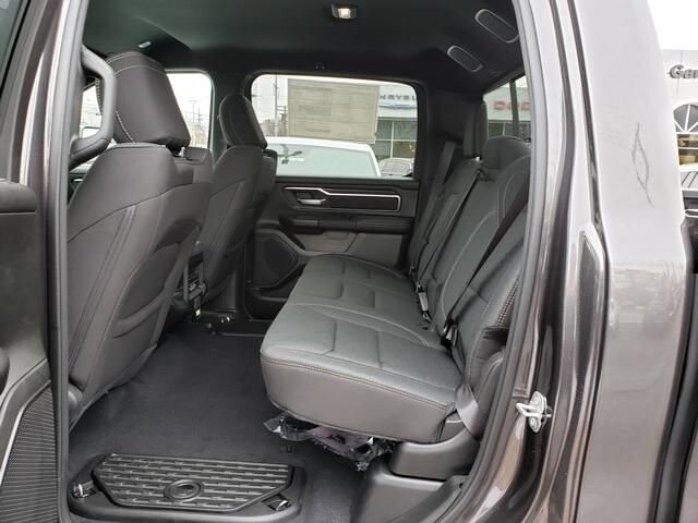 2026 RAM 1500 in Bedford, OH 44146 - 18103856 7