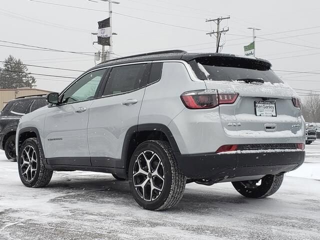 2026 Jeep Compass in Bedford, OH 44146 - 18103858 3