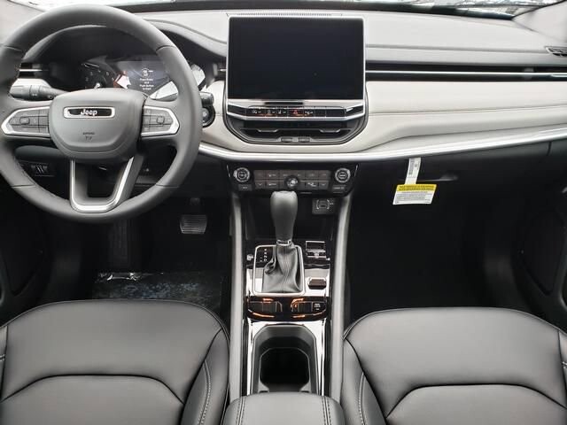 2026 Jeep Compass in Bedford, OH 44146 - 18103858 8