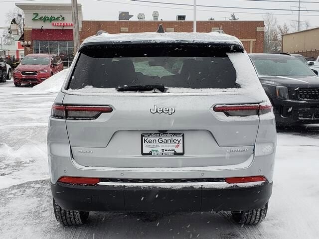 2025 Jeep Grand Cherokee L in Bedford, OH 44146 - 18103861 4