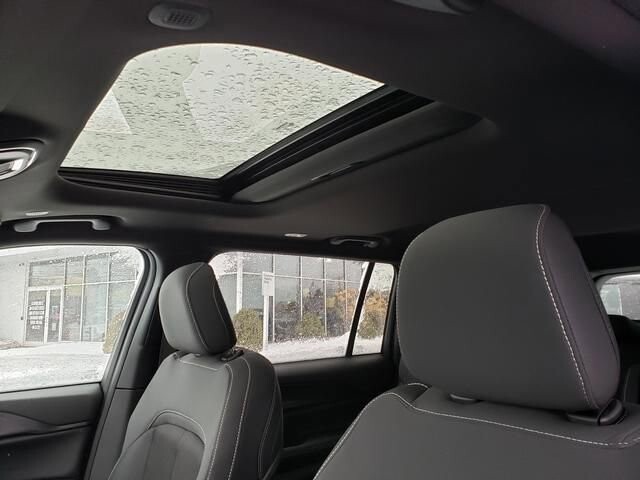 2025 Jeep Grand Cherokee L in Bedford, OH 44146 - 18103861 7