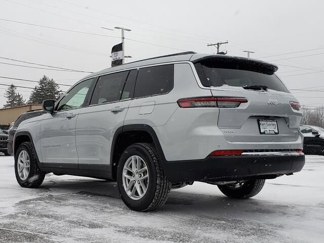 2025 Jeep Grand Cherokee L in Bedford, OH 44146 - 18103861 3