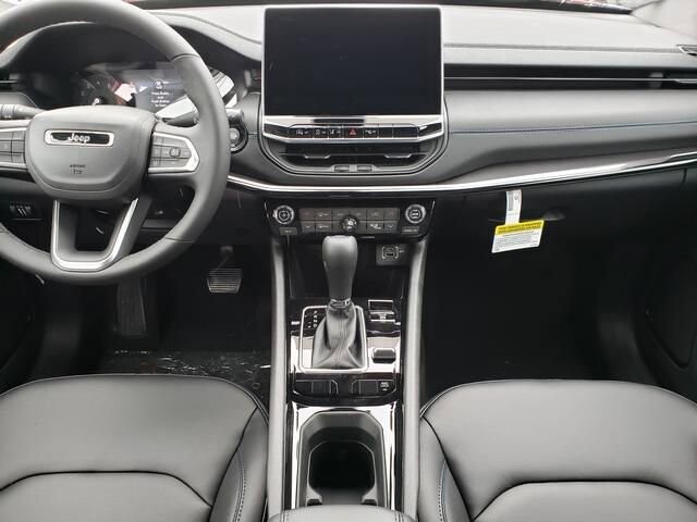 2026 Jeep Compass in Bedford, OH 44146 - 18103863 8