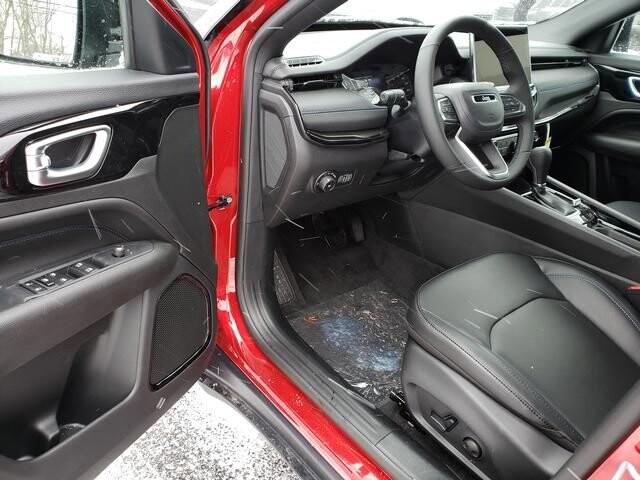 2026 Jeep Compass in Bedford, OH 44146 - 18103863 6