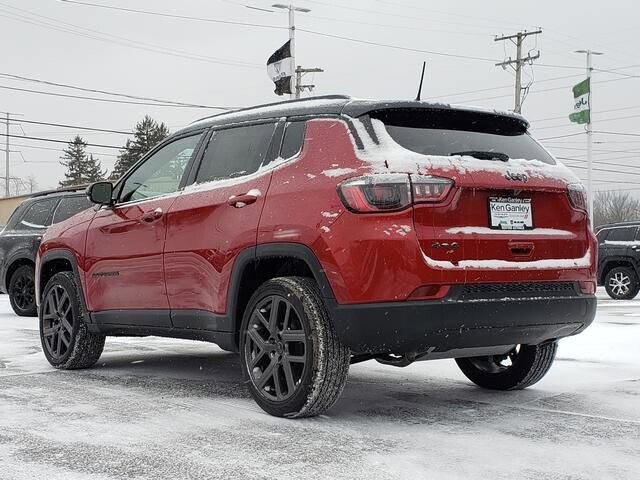 2026 Jeep Compass in Bedford, OH 44146 - 18103863 3