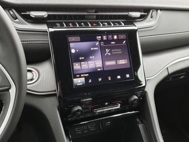 2025 Jeep Grand Cherokee L in Bedford, OH 44146 - 18103864 11