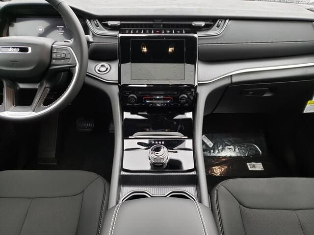 2025 Jeep Grand Cherokee L in Bedford, OH 44146 - 18103864 9