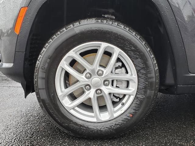 2025 Jeep Grand Cherokee L in Bedford, OH 44146 - 18103864 12