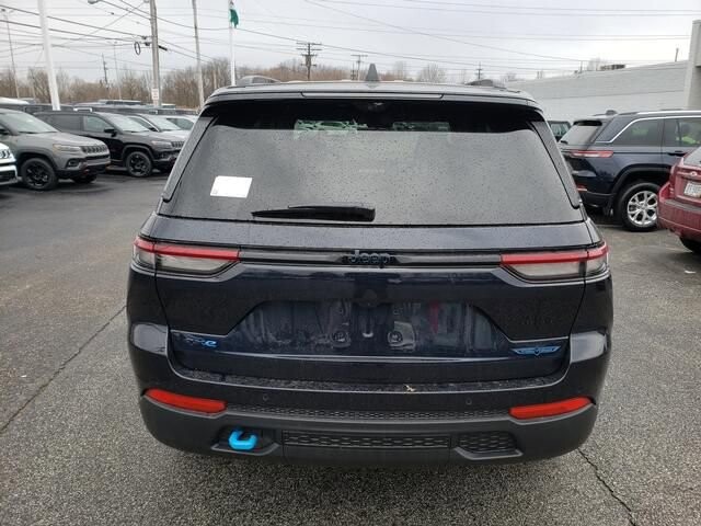 2024 Jeep Grand Cherokee in Bedford, OH 44146 - 18103865 4