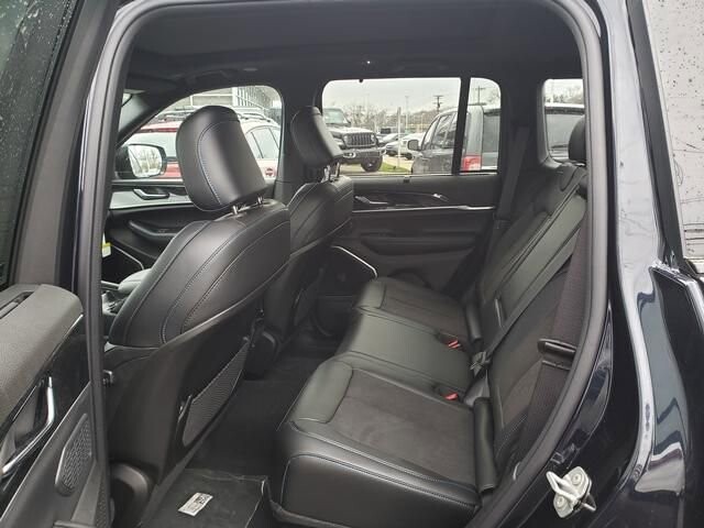 2024 Jeep Grand Cherokee in Bedford, OH 44146 - 18103865 7