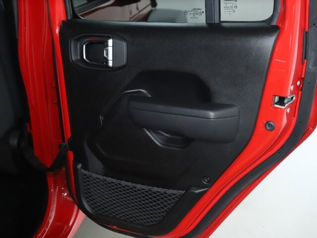 2025 Jeep Wrangler in Bedford, OH 44146 - 18103867 31