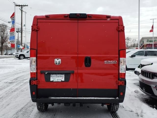 2025 RAM ProMaster in Bedford, OH 44146 - 18103868 4
