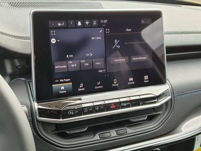 2026 Jeep Compass in Bedford, OH 44146 - 18103870 10