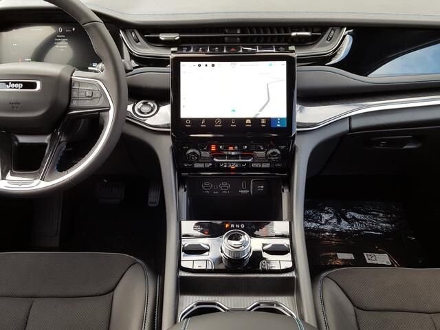 2024 Jeep Grand Cherokee in Bedford, OH 44146 - 18103873 8