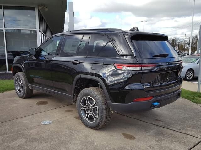 2024 Jeep Grand Cherokee in Bedford, OH 44146 - 18103873 4