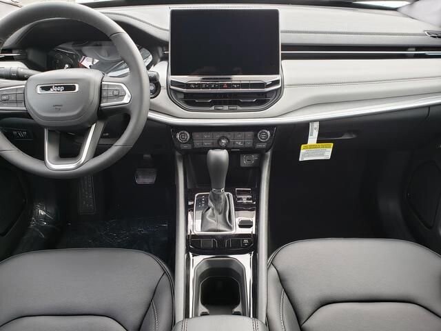 2026 Jeep Compass in Bedford, OH 44146 - 18103877 8