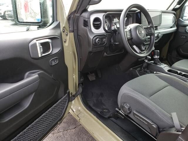 2026 Jeep Wrangler in Bedford, OH 44146 - 18103878 6