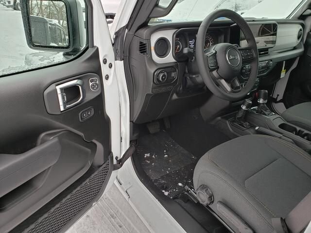 2026 Jeep Wrangler in Bedford, OH 44146 - 18103879 6