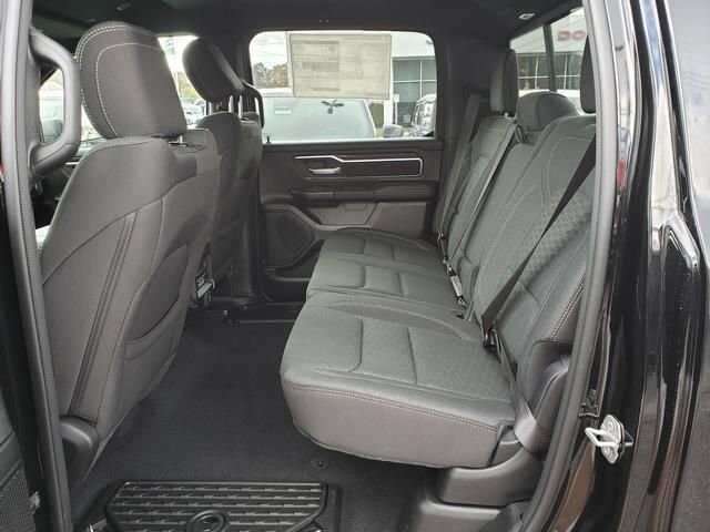 2026 RAM 1500 in Bedford, OH 44146 - 18103880 7