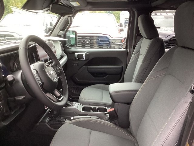 2026 Jeep Wrangler in Bedford, OH 44146 - 18103882 13