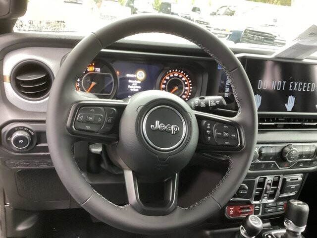 2026 Jeep Wrangler in Bedford, OH 44146 - 18103882 9