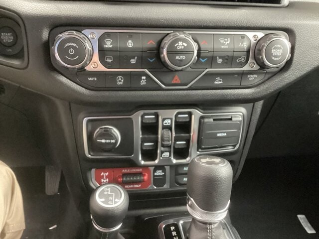 2026 Jeep Wrangler in Bedford, OH 44146 - 18103882 11