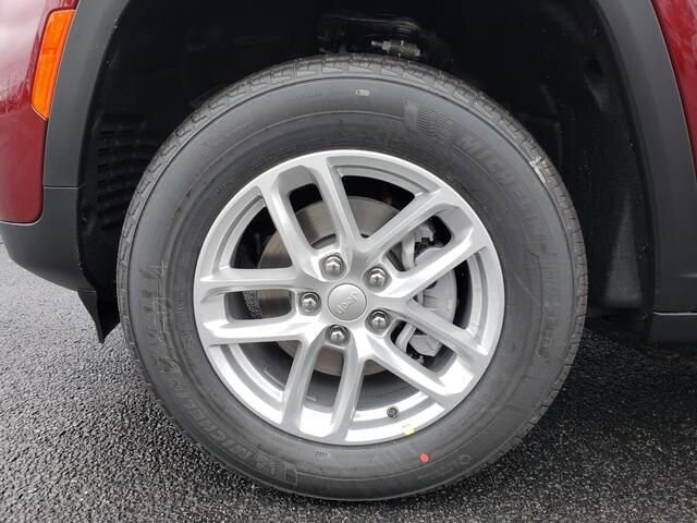 2025 Jeep Grand Cherokee in Bedford, OH 44146 - 18103884 12