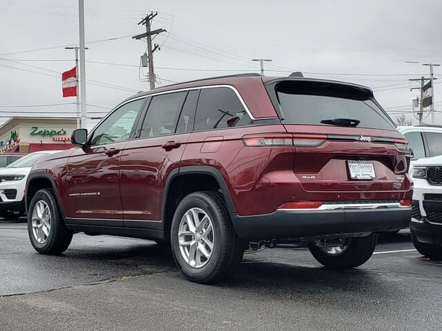 2025 Jeep Grand Cherokee in Bedford, OH 44146 - 18103884 3