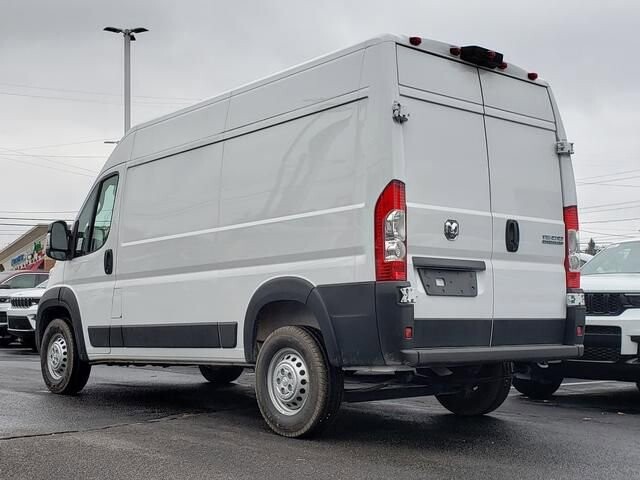 2026 RAM ProMaster in Bedford, OH 44146 - 18103885 3