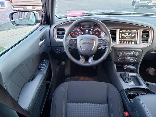 2024 Jeep Grand Cherokee in Bedford, OH 44146 - 18103886 10