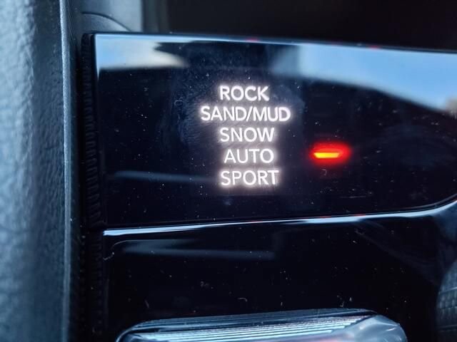 2024 Jeep Grand Cherokee in Bedford, OH 44146 - 18103886 11