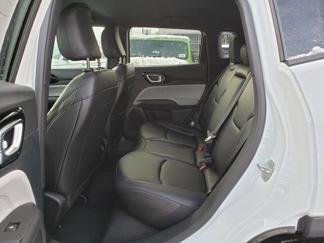 2026 Jeep Compass in Bedford, OH 44146 - 18103887 7